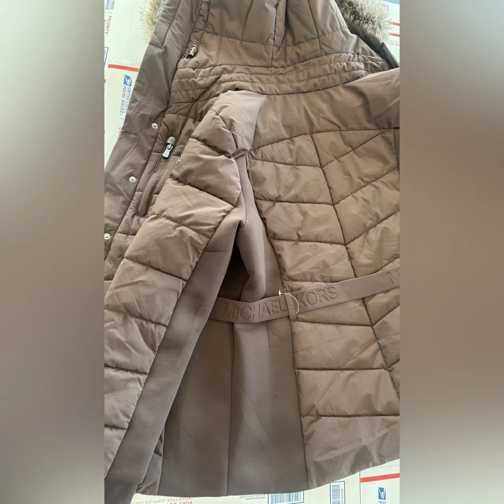 Michael Kors 💅✨ Chocolate Brown Belted MK Fur Puffer Jacket Designer Coat NWT - Picture 6 of 10